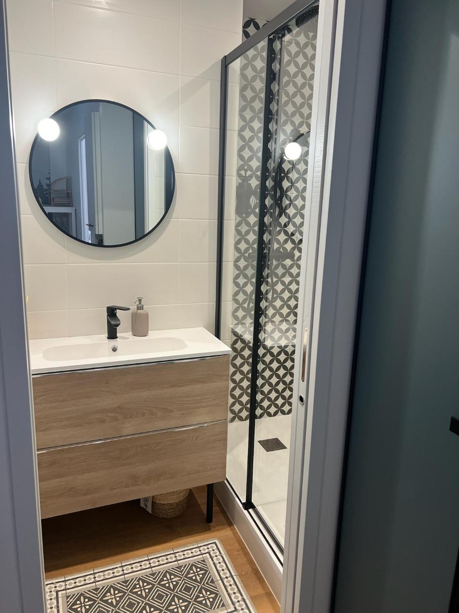 Appartamento Sacaron24, T2 Bis, Centre Luchon, Wifi, Parking Bagnères-de-Luchon Esterno foto